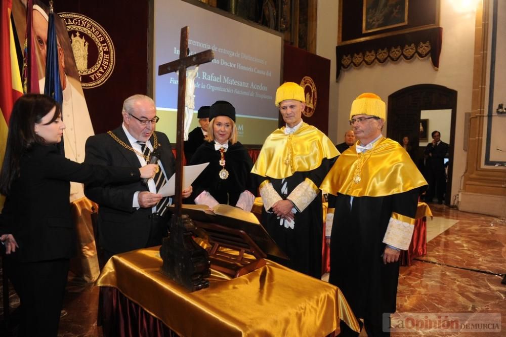 El fundador de la Organización Nacional de Trasplantes, Rafael Matesanz, es investido doctor Honoris Causa por la UCAM