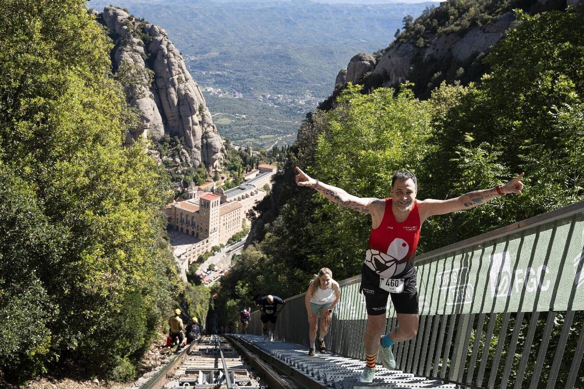 Les millors fotos de la vuitena edició de la Cursa Vertical de Montsrerat 2026
