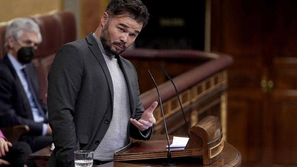 Gabriel Rufián en el Pleno Congreso de los Diputados donde se aprueban los Presupuestos del 2022. FOTO JOSÉ LUIS ROCA