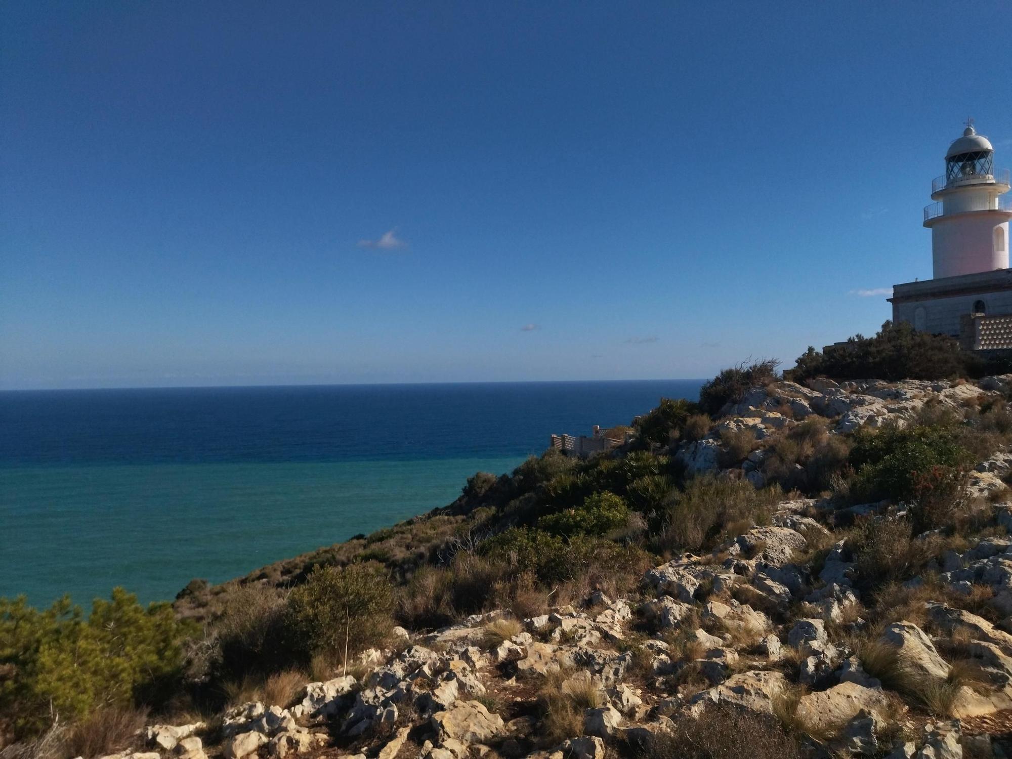 Un mar de contrastes (azules) en Xàbia