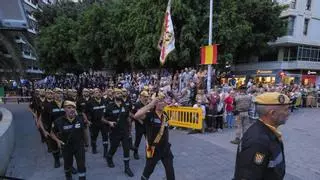 La unión y la españolidad desfilan en Las Palmas de Gran Canaria en los actos previos al Día de la Fiesta Nacional