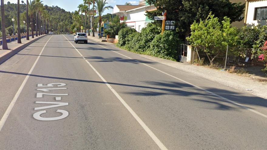 Dos jóvenes heridos en un accidente entre un coche y una moto en La Nucia