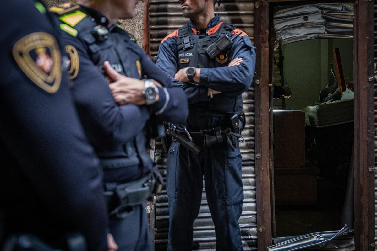 Macrooperación policial contra el tráfico de droga en el centro de Barcelona