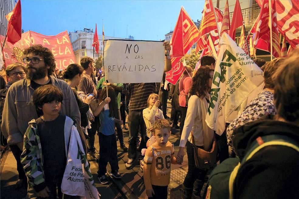 Manifestación contra la Lomce en Zaragoza