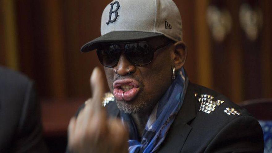 Dennis Rodman pierde los papeles en defensa de Kim Jong-un