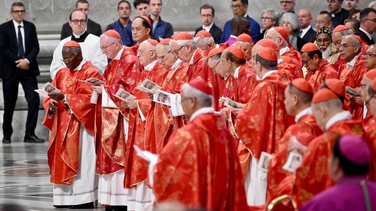 Misa de apertura del cónclave en el Vaticano