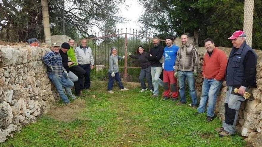 Limpieza del camino público de sa Senyora