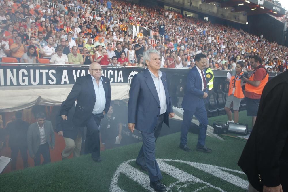 Todas las imágenes de la presentación del Valencia 2016/17