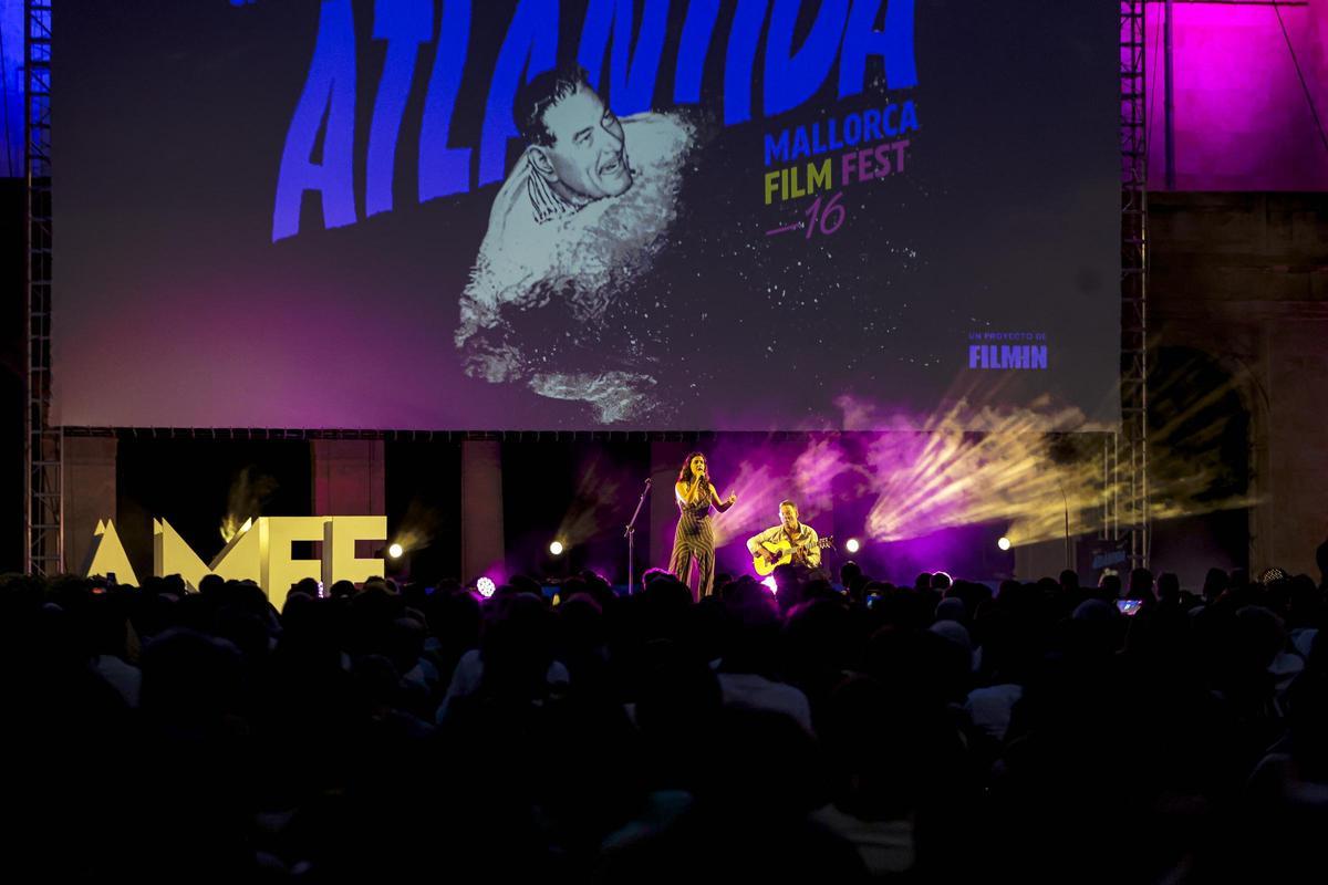 La clausura del Atlántida con la Reina y Javier Bardem como protagonistas, en imágenes La clausura del Atlántida con la Reina y Javier Bardem como protagonistas, en imágenes