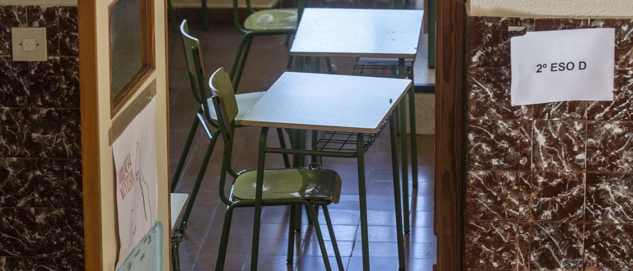 Los directores deben informar a diario de los contagios de alumnos, que siguen vaciando aulas. |