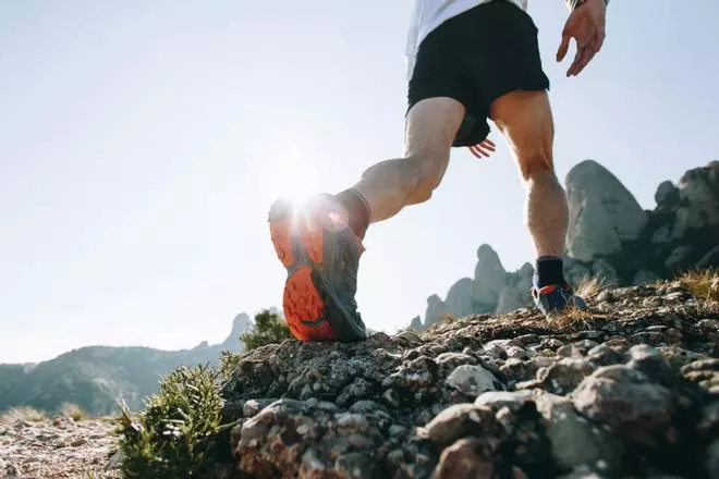 Cinco zapatillas de trail para 2025: del carbono al barro con estilo (y agarre)