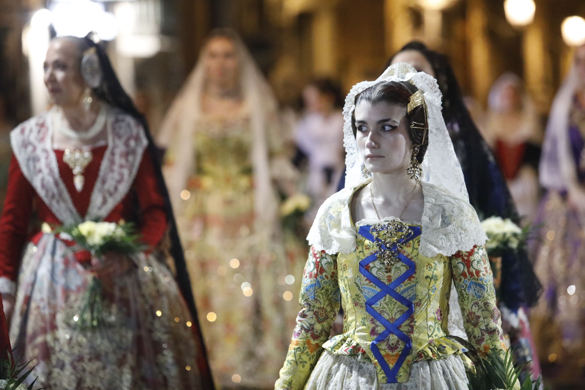 Búscate en el primer día de ofrenda por la calle Quart (entre las 20:00 a las 21:00 horas)