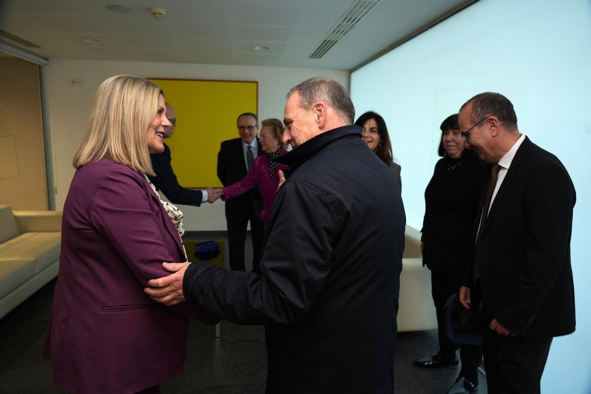 La UJI entrega a Mediterráneo la Distinción Extraordinaria