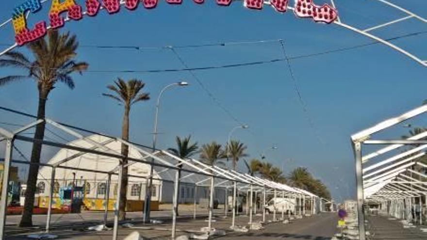 El recinto del Carnaval toma forma en Vinaròs