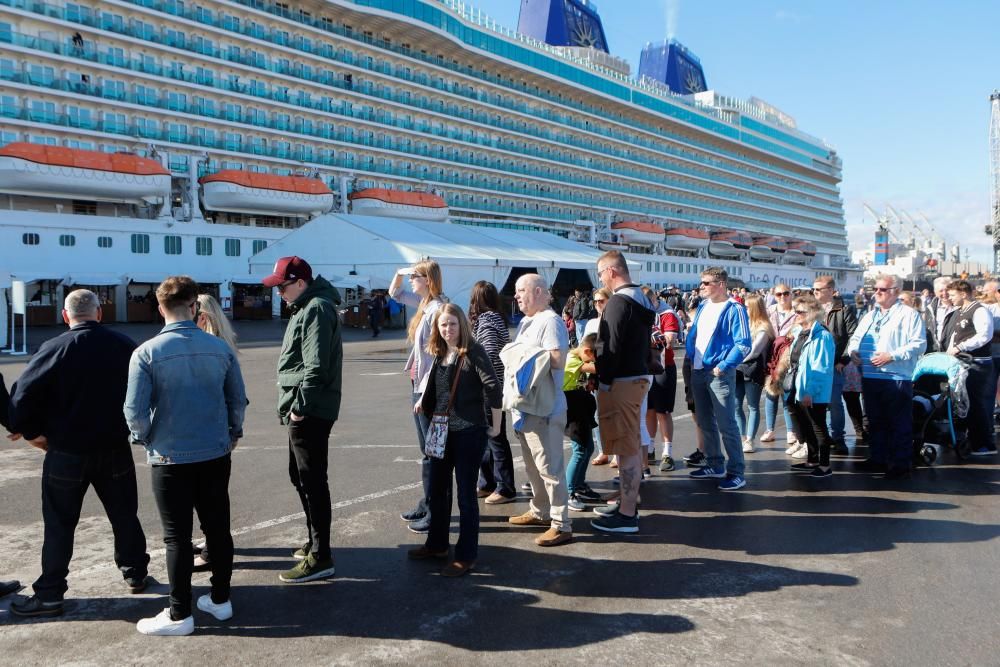 Así es por dentro el crucero "Britannia"