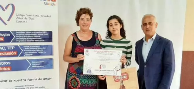 Premio a la imaginación volcada en un folio en blanco
