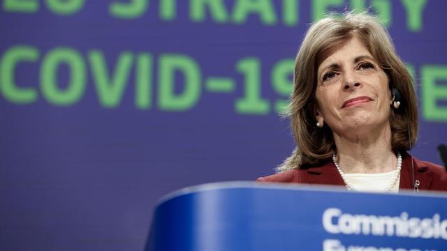 La comisaria Stella Kyriakides, durante la rueda de prensa en Bruselas para urgir a la aprobación de fármacos anticovid