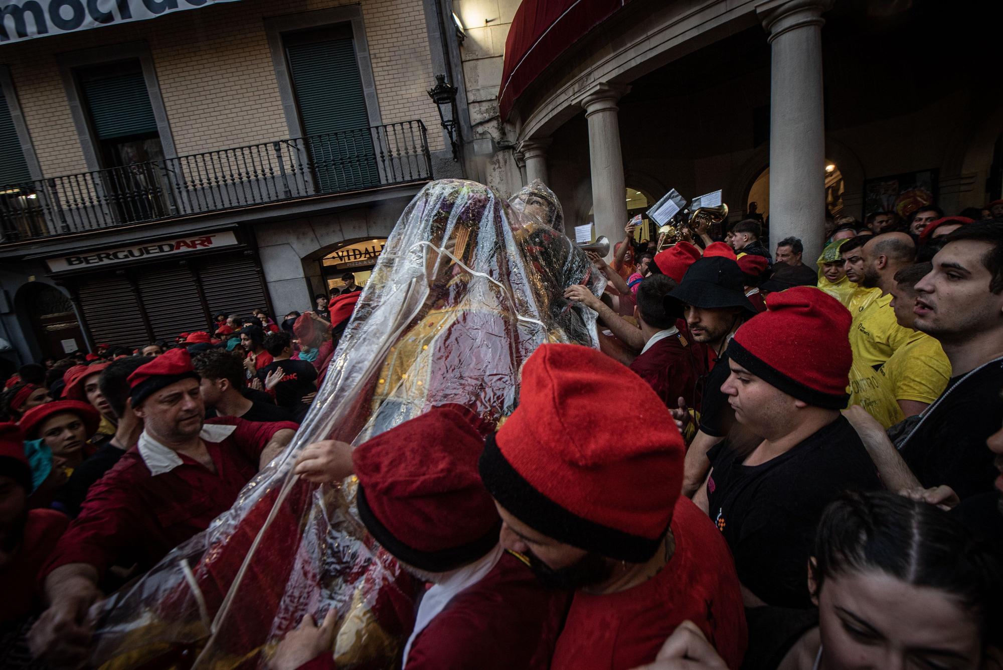 Totes les imatges del passcarrers de Dissabte pasat per aigua