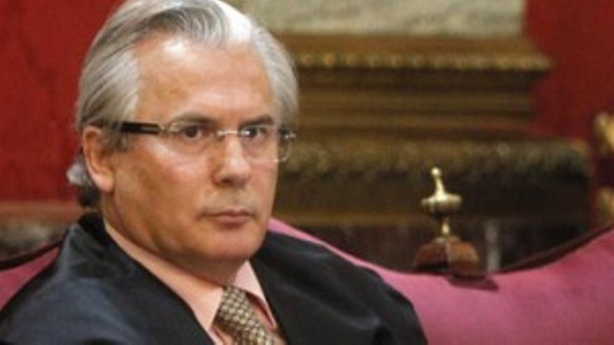 El TS condena a Garzón a 11 años de inhabilitación