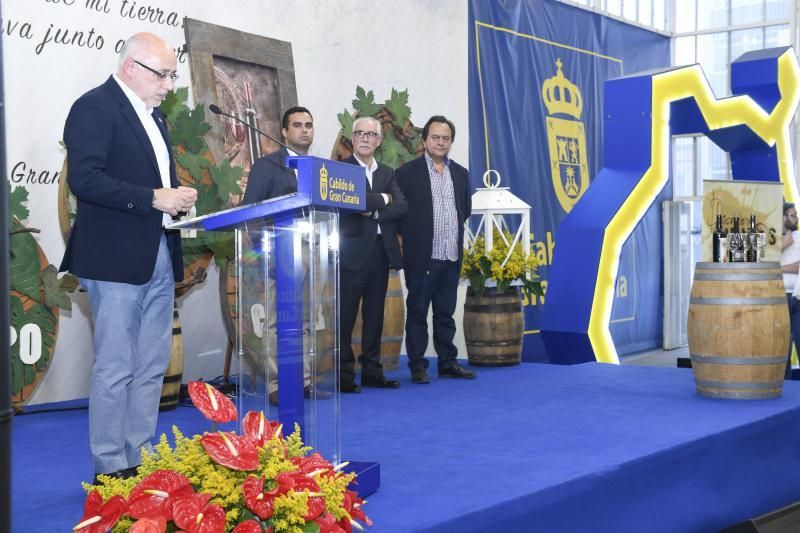 GRAN CANARIA  14-05-2018   LAS PALMAS DE GRAN CANARIA. Descorche de la primera botella de vino de esta temporada. FOTOS: JUAN CASTRO  | 14/05/2018 | Fotógrafo: Juan Carlos Castro