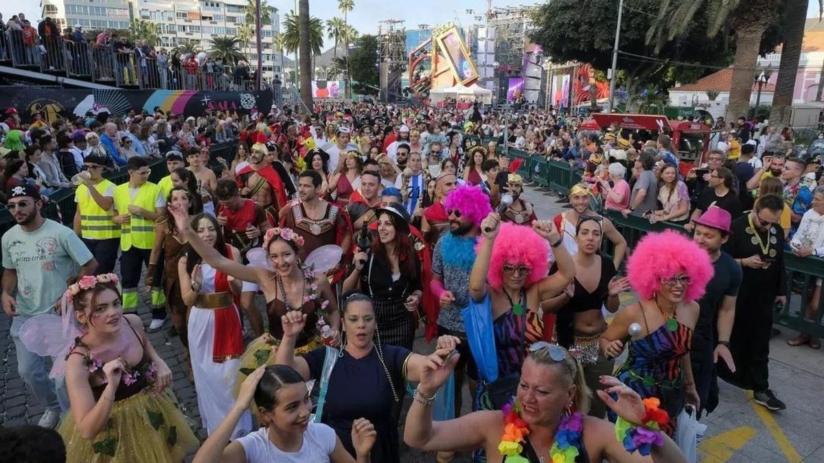 Imagen de archivo de una cabalgata del Carnaval de Las Palmas de Gran Canaria.