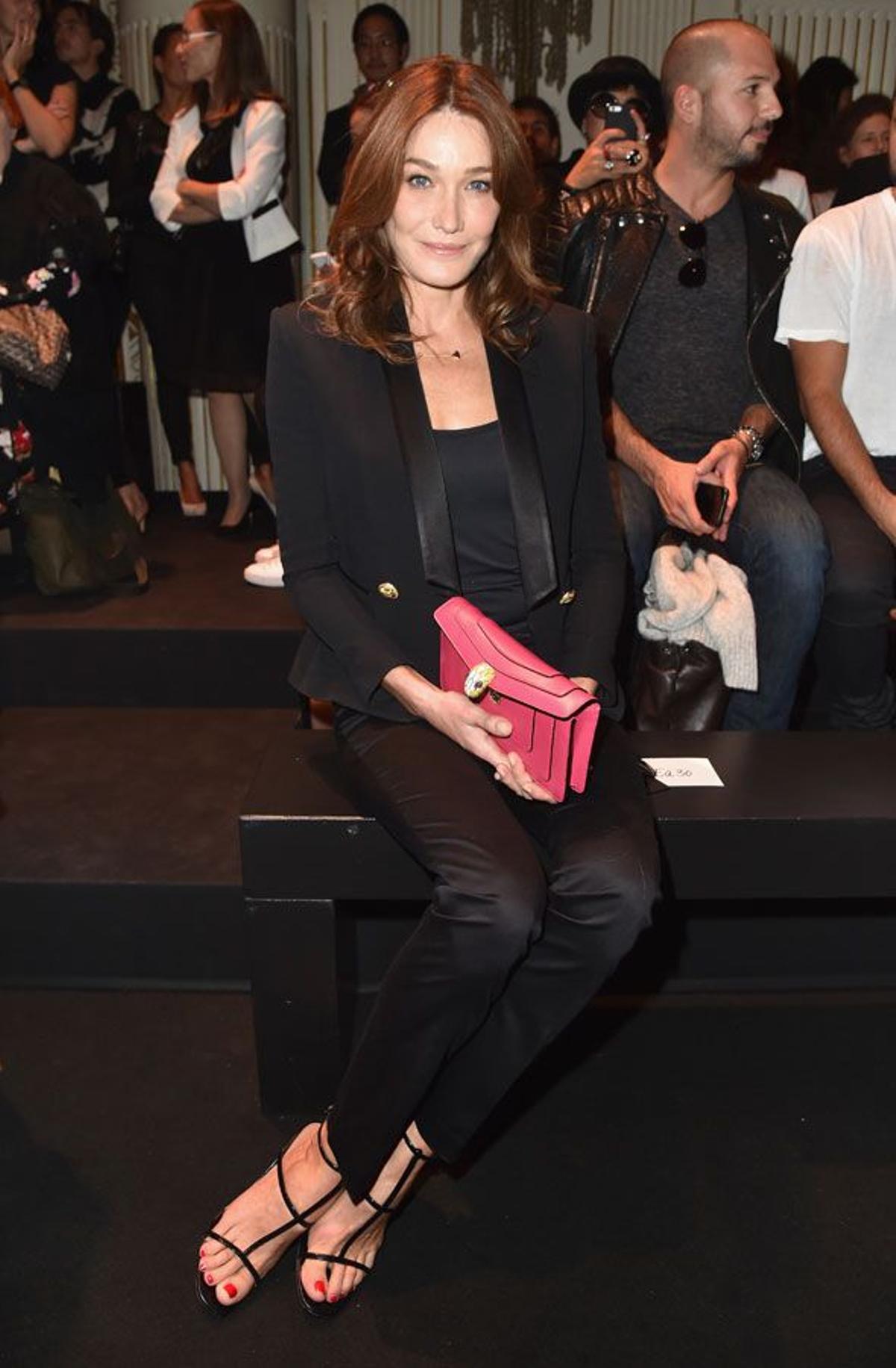 Front row Paris Fashion Week: Carla Bruni