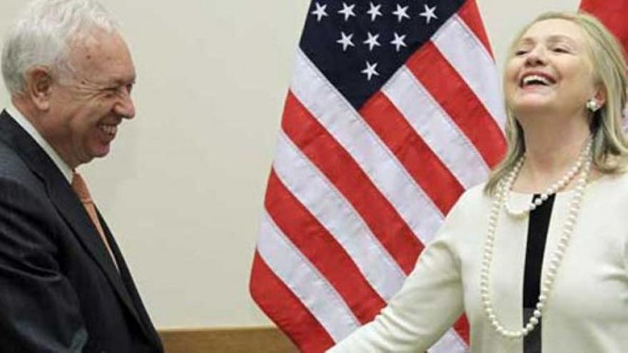 Margallo se reúne con Hillary Clinton