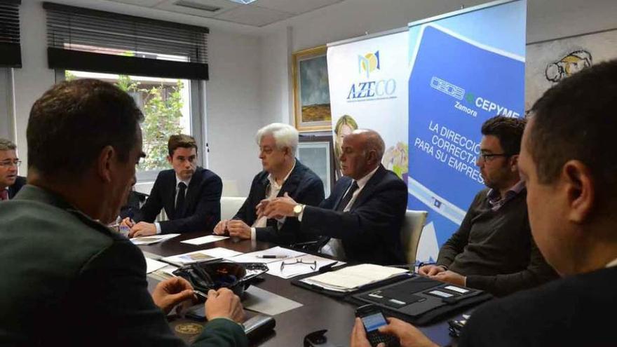 Reunión entre empresarios, Subdelegación y Ayuntamiento, ayer.