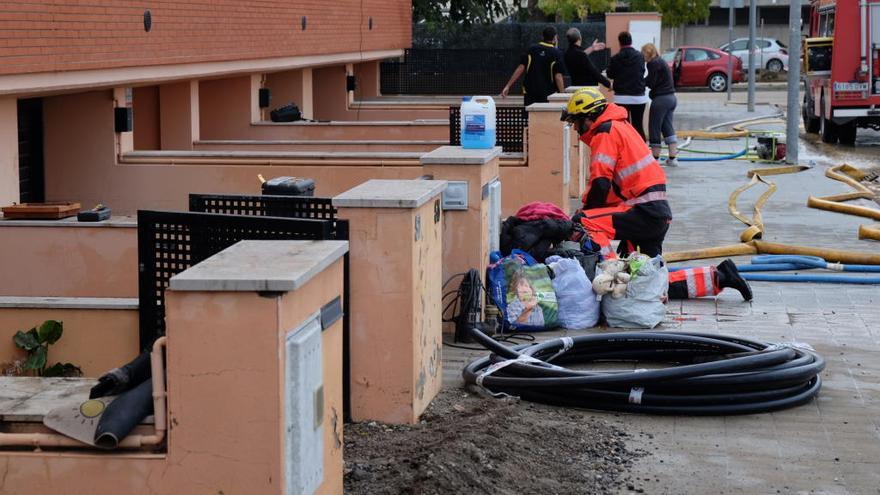 Retorn a casa de les famílies de Vilatenim desallotjades