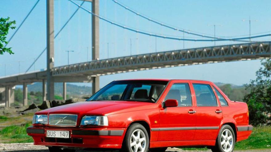 Volvo 850.