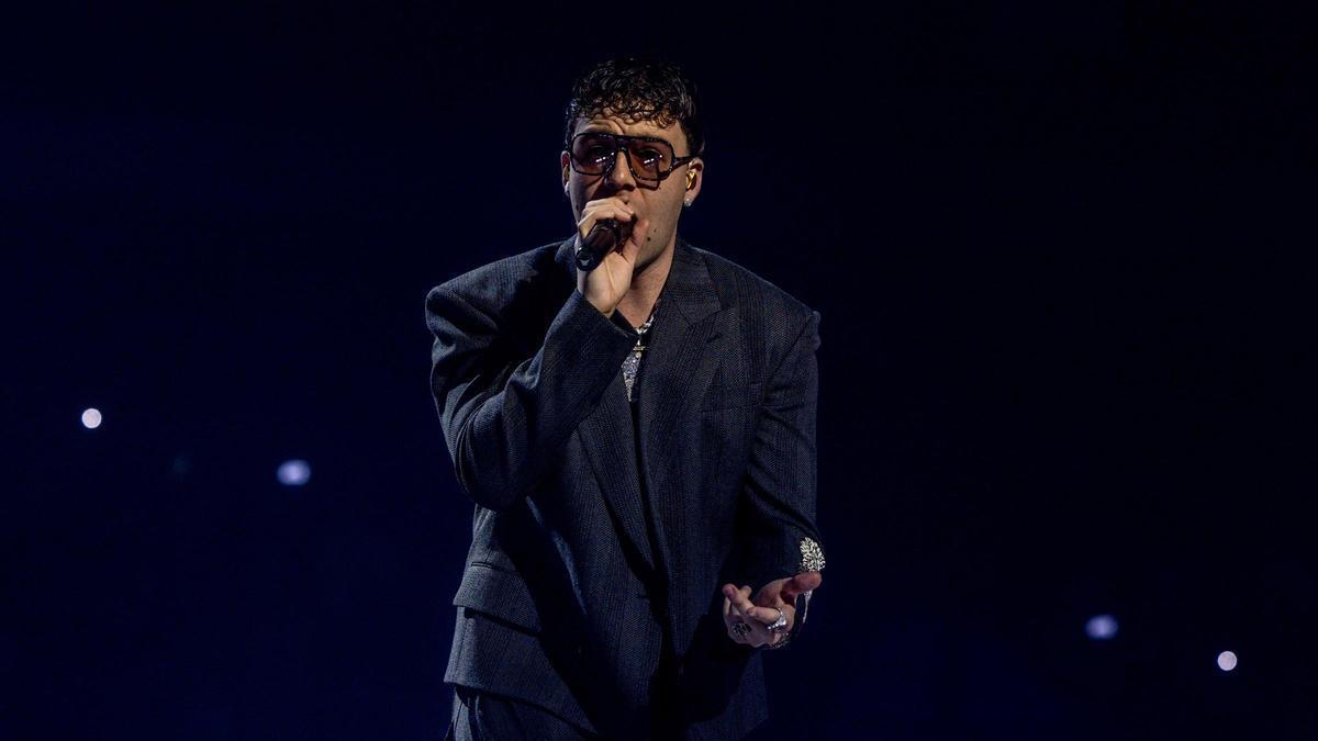 El cantante Quevedo, durante su concierto, en el Movistar Arena, a 17 de febrero de 2025, en Madrid