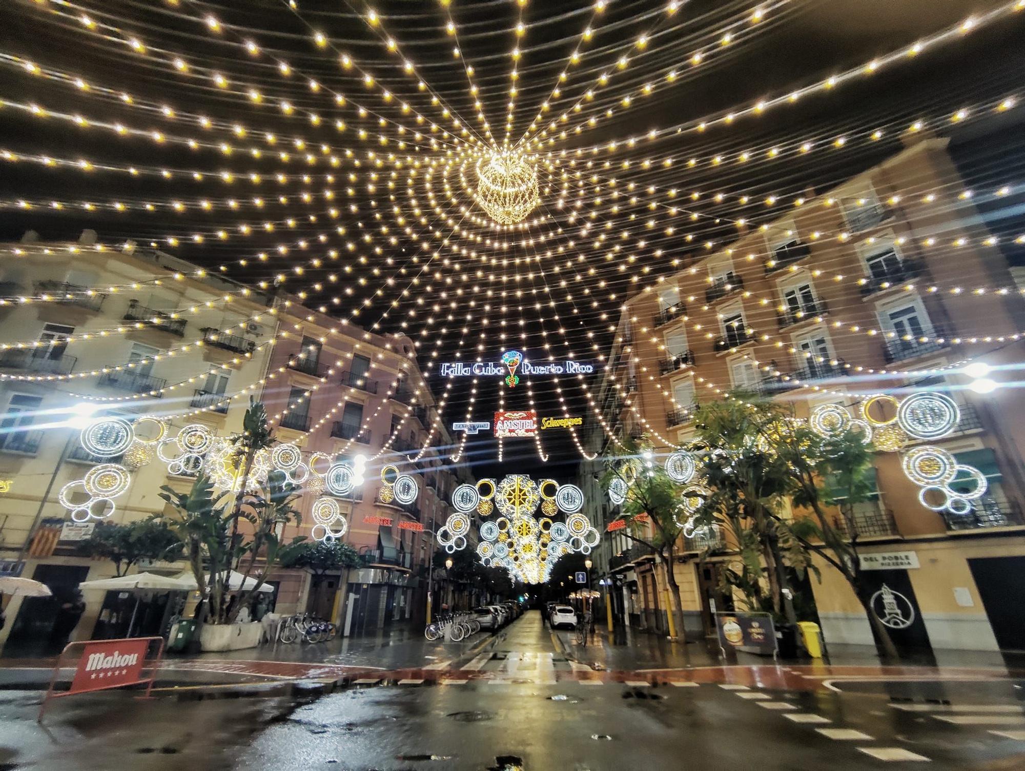 Así ha sido la celebración del premio de luces en la falla Cuba-Puerto Rico