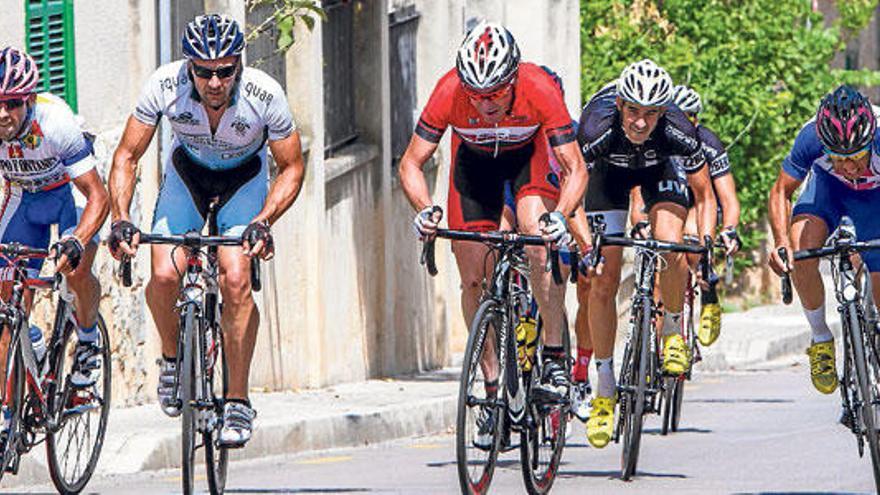 Rafel Miralles tira de la escapada del ´Trofeu Sant Marçal´.