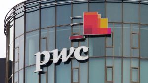 China ultima los detalles de una multa a la auditora PwC por el escándalo contable de Evergrande
