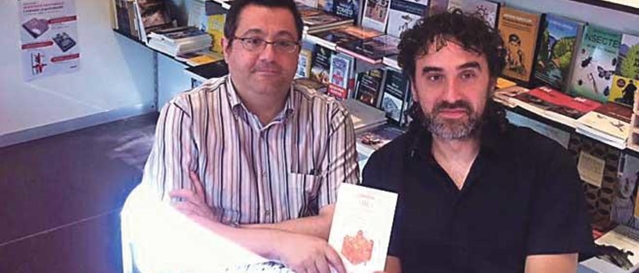 Lluís Tudela y Jordi Maíz, en la pasada Fira del Llibre de Palma.