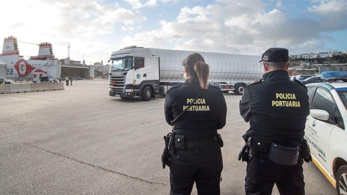 El TSJB tumba las bases del proceso para estabilizar a 64 policías de la Autoridad Portuaria de Baleares por "discriminación intolerable"