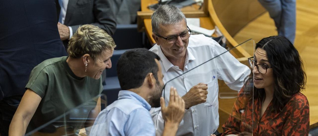 Papi Robles, Vicent Marza, Rafa Climent y Aitana Mas en Les Corts.