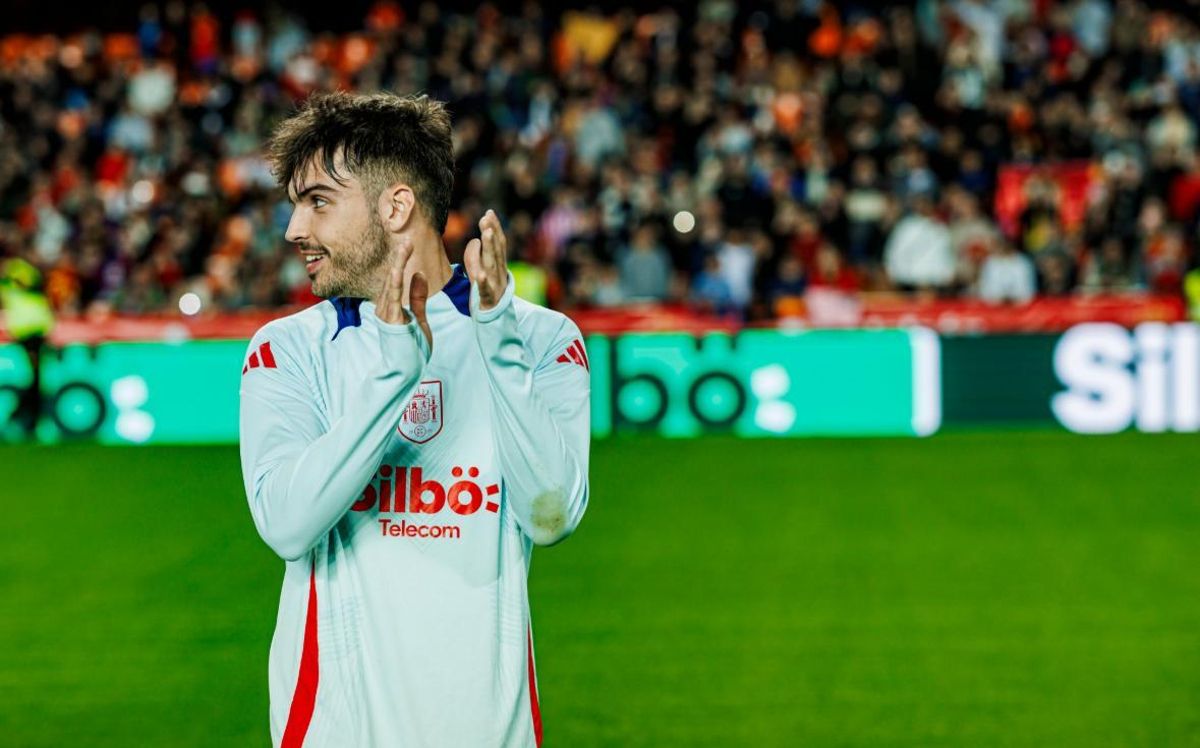 SELECCIÓN | El madridista Raúl Asensio, que llevará el dorsal número 4, se  ve con opciones de debutar en Mestalla ante Países Bajos