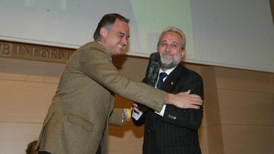 Juan Pascual Azorín recibe el premio
