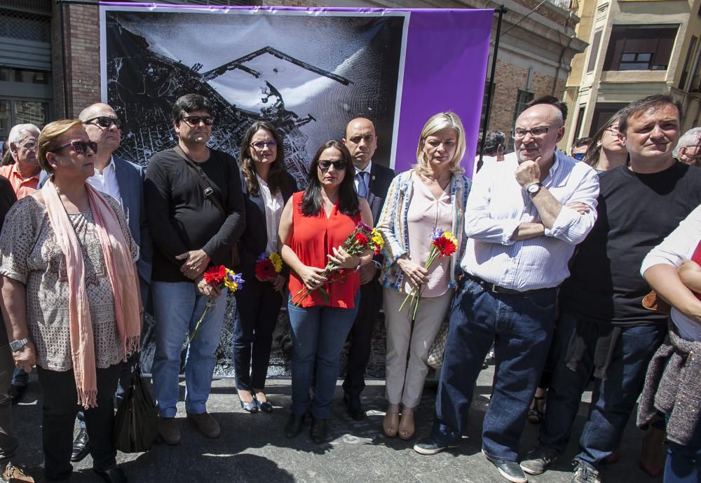 Homenaje a las víctimas del bombardeo del Mercado