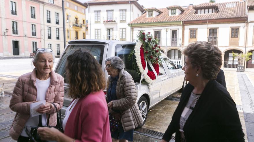 Asturias despide emocionada a José Luis Balbín: “Estás en tu casa”