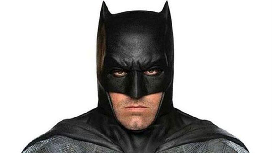 Affleck vestido de Batman.