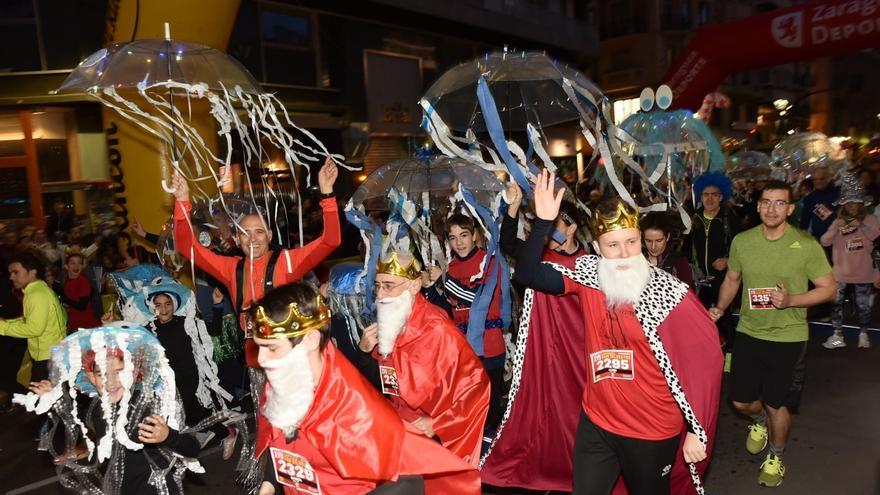 Luis Pastor y Cristina Espejo vencen en la multitudinaria San Silvestre de Zaragoza 2022