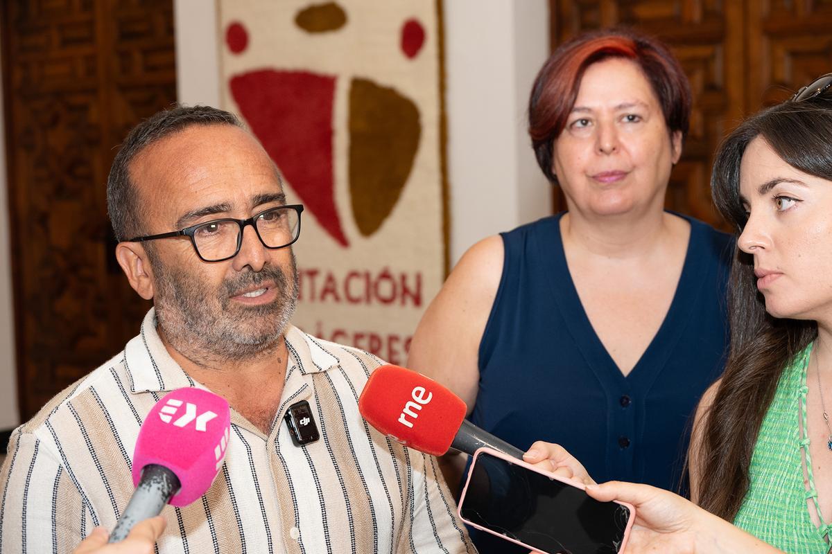 Cáceres reclama al Gobierno central y la Junta de Extremadura desbloquear 42 millones para regadíos estratégicos Cáceres reclama al Gobierno central y la Junta de Extremadura desbloquear 42 millones para regadíos estratégicos