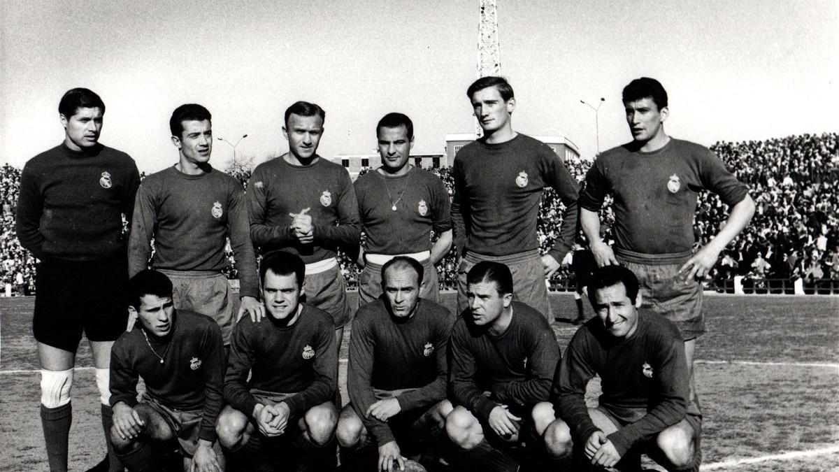 Visita del Real Madrid a El Arcángel en febrero de 1964 con Gento, Di Stéfano, Puskas y Amancio entre otras estrellas.