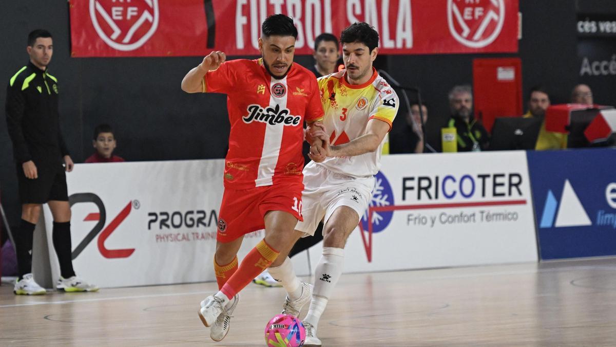 Cortés en un lance del partido