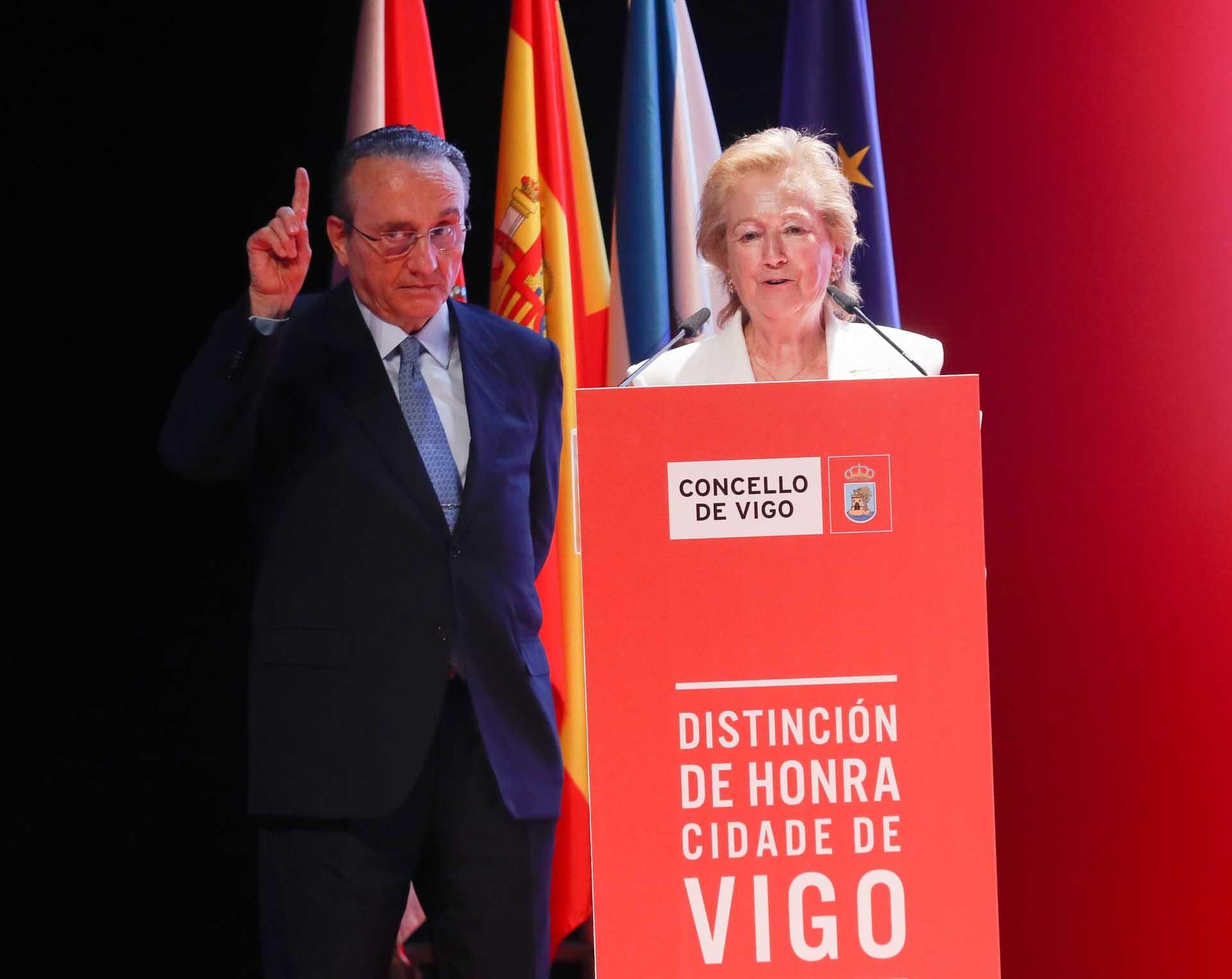 FARO DE VIGO  recoge la distinción Ciudad de Vigo 2022