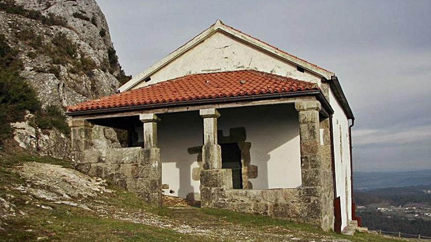 Capilla de San Sebastián, en el Pico Sacro. 