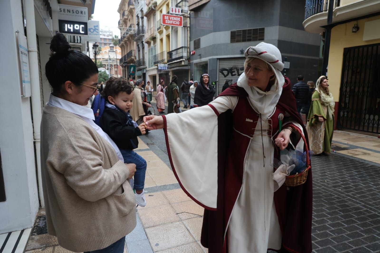 IMÁGENES | Así ha sido el desfile alternativo al Pregó de los entes vinculados