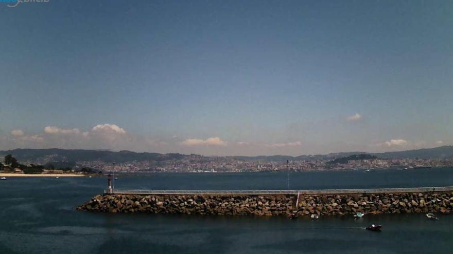 Vista de la Ría de Vigo desde Cangas. // MG